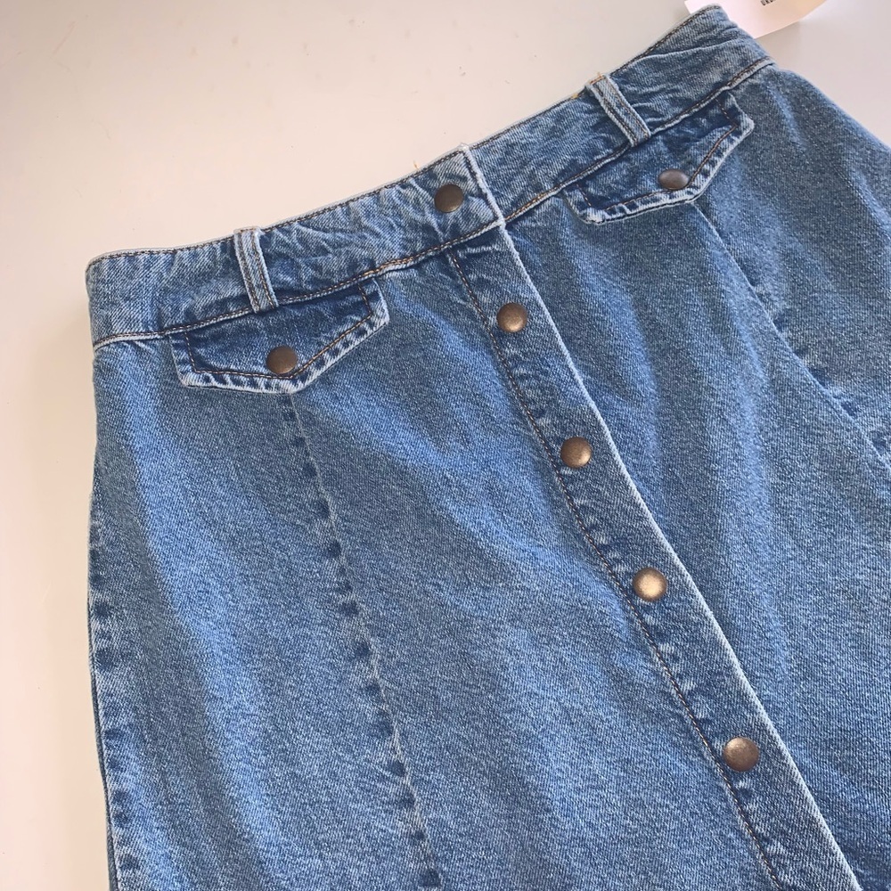 BDG Urban Outfitters Blue Denim A Line Mini Skirt Snap Button Front Pockets M - Picture 8 of 8